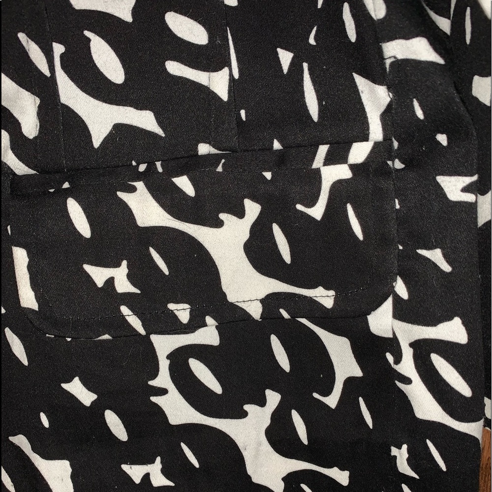 Notations 3 button Blazer Jacket - Picture 2 of 5